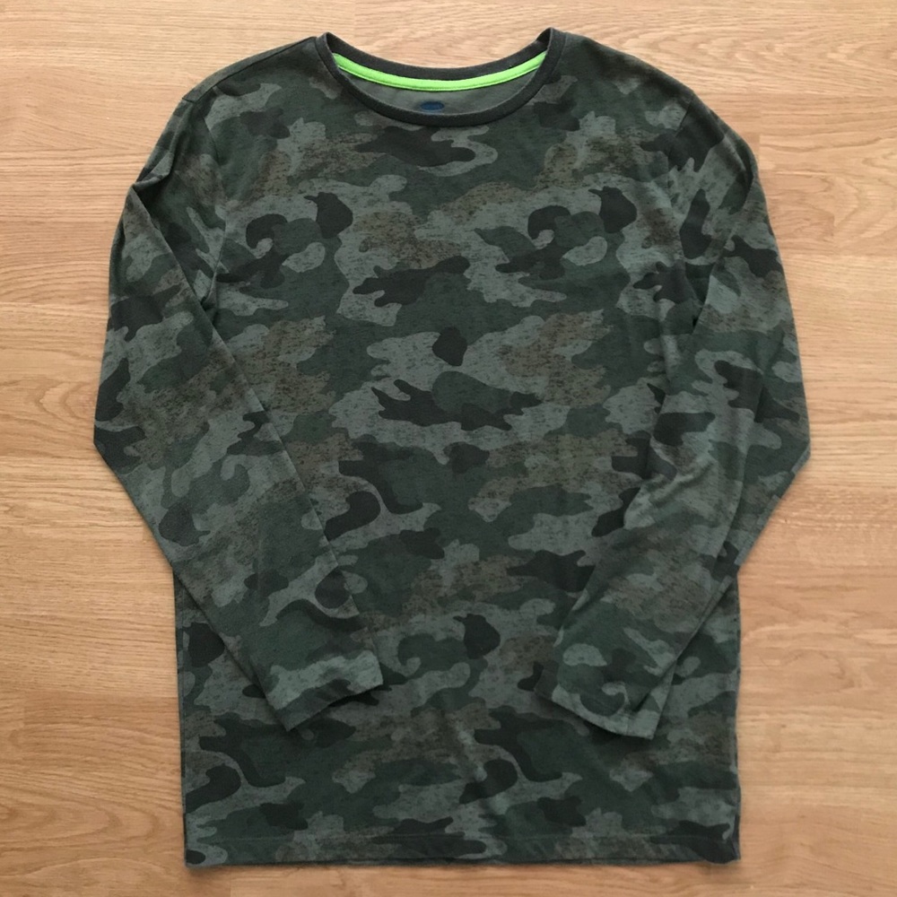 Old Navy Camo Longsleeve